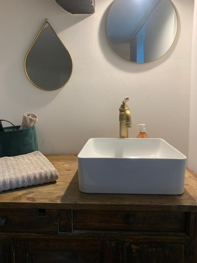 Appartamento Le Madeleine Aix-en-Provence Esterno foto